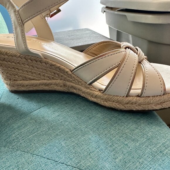 Tommy Hilfiger Espadrille Wedge White and Gold Size 6.5 - Picture 5 of 7